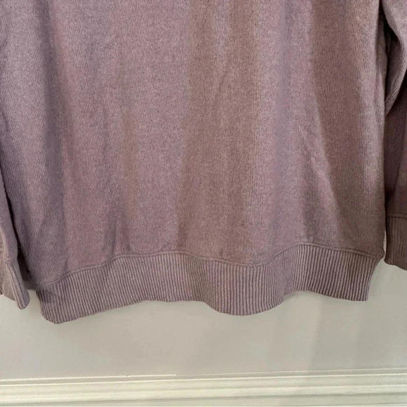 American Eagle Women's Soft & Sexy Plush Lilac Long Sleeve Sweater Size M NWOT - Picture 4 of 7